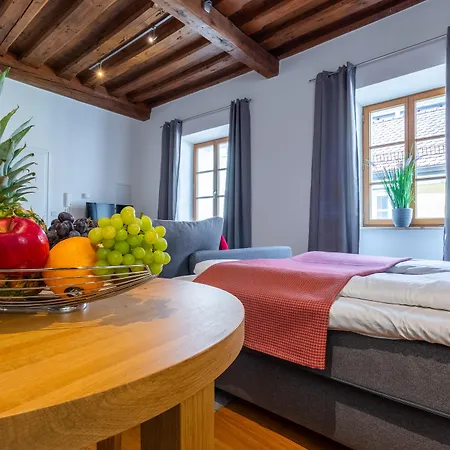 BARONHAUS Aparthotel & Suites-3